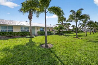 8729 SE Hobe Ridge Ave in Hobe Sound, FL - Building Photo - Building Photo