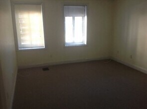 150 Rumford Ave in Mansfield, MA - Building Photo - Building Photo
