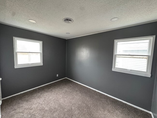 681 S Farnham St in Galesburg, IL - Building Photo - Building Photo