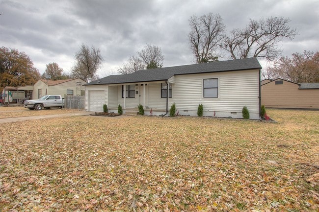 1331 E 43rd St in Tulsa, OK - Building Photo - Building Photo