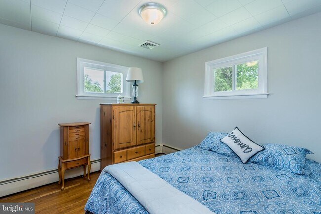 3518 Trindle Rd in Camp Hill, PA - Building Photo - Building Photo