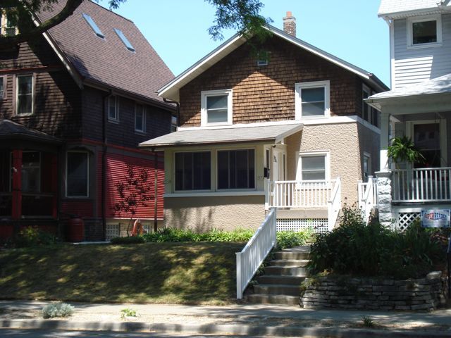 2974 S Superior St, Unit Upper in Milwaukee, WI - Building Photo