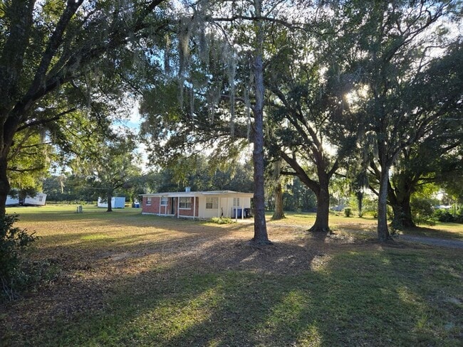 property at 4303 Pippin Rd