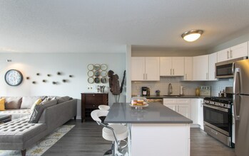 550 N State St in Chicago, IL - Building Photo - Building Photo