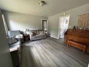 959 Park Ave in Dickinson, ND - Building Photo - Building Photo