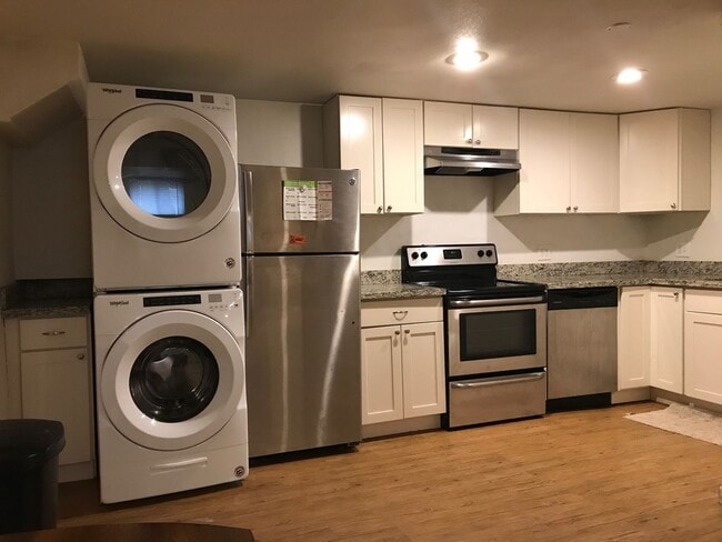 1041 W Vine Dr in Fort Collins, CO - Building Photo - Building Photo