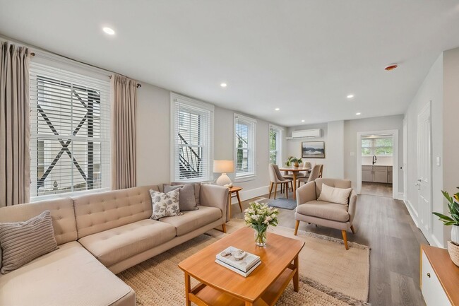 property at 121 E Washington St