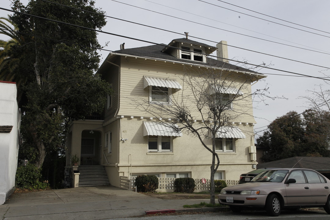 427 Wayne Ave in Oakland, CA - Building Photo