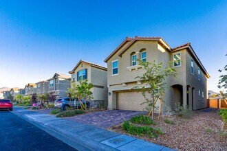 3151 Segesta Ave in Henderson, NV - Building Photo - Building Photo