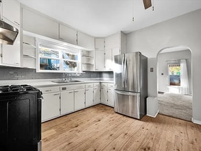 610 Scott St in Bloomington, IL - Building Photo - Building Photo