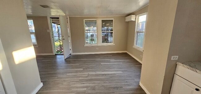 property at 120 Chicago Blvd