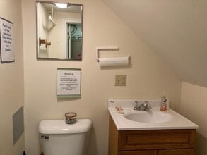 34 Brown Ave in Hampton, NH - Building Photo - Building Photo