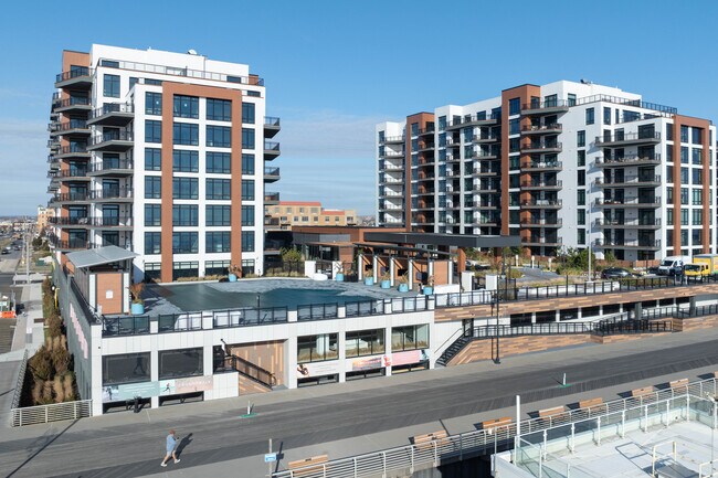 The Boardwalk Residences in Long Beach, NY - Building Photo - Building Photo