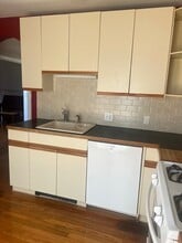 15 Marsh St in Fall River, MA - Building Photo - Building Photo