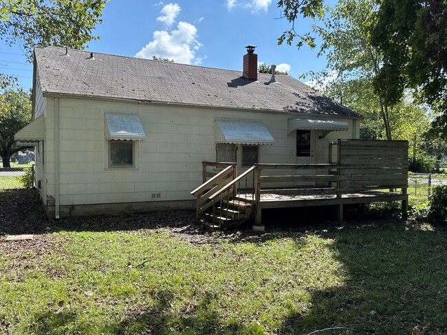 627 S West Ave in Springfield, MO - Building Photo - Building Photo