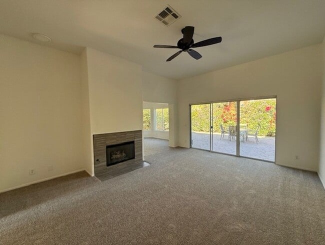 48616 Pso Tarazo in La Quinta, CA - Building Photo - Building Photo