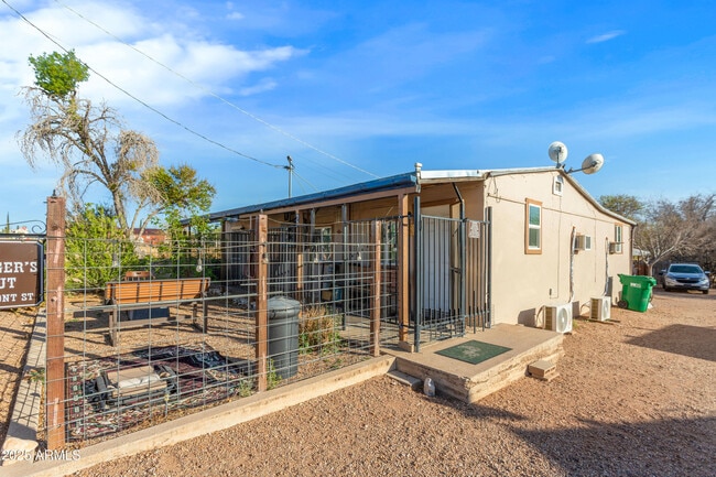 property at 19 W Fremont St