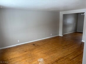 600 Poplar Ave NW in Canton, OH - Building Photo - Building Photo