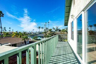 1908 Broadway St in Oceanside, CA - Building Photo