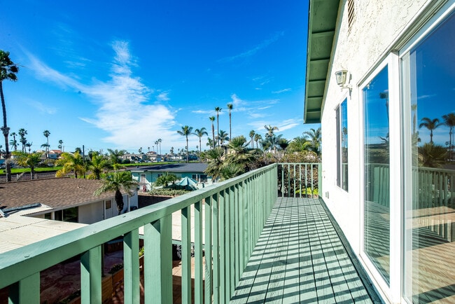 property at 1908 Broadway St