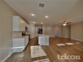 440 Walpole Ct in Fate, TX - Foto de edificio - Building Photo