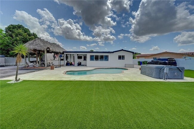 property at 531 NW 76th Terrace