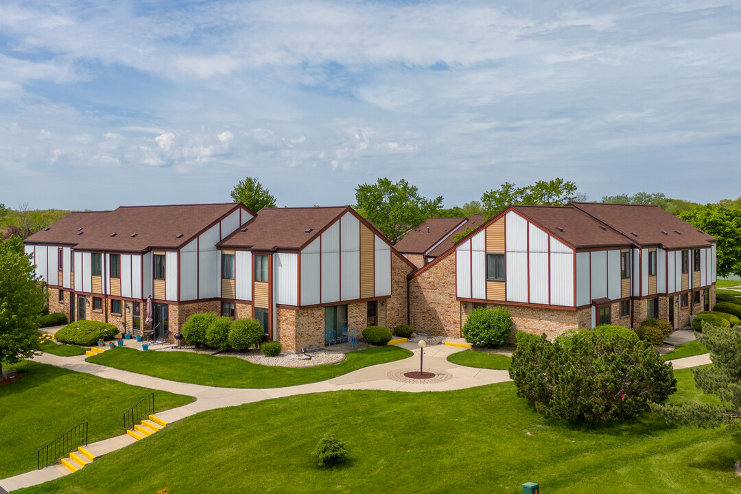 Park Meadows in Milwaukee, WI - Building Photo