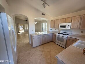 20254 N 32nd Pl in Phoenix, AZ - Building Photo - Building Photo