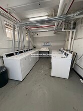 118 Riverway, Unit 11 in Boston, MA - Building Photo - Building Photo