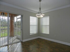 10837 Kensington Park Ave in Riverview, FL - Building Photo - Building Photo