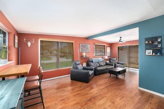 8556 91st Terrace in Seminole, FL - Building Photo - Building Photo