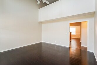 109 Tulip Grove Point in Nashville, TN - Foto de edificio - Building Photo