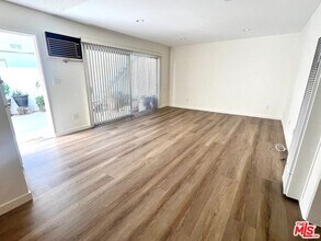 1815 Camden Ave in Los Angeles, CA - Building Photo - Building Photo