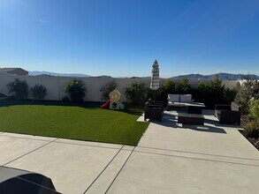 7565 Citrusmoon Ct in Riverside, CA - Building Photo - Building Photo