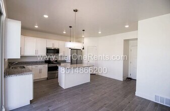 148 W Autumn Ln in Saratoga Springs, UT - Building Photo - Building Photo