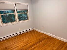 45 Park St, Unit 2 in Woburn, MA - Building Photo