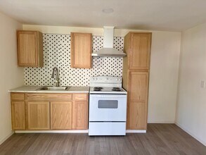 220 S K St in Madera, CA - Building Photo - Building Photo