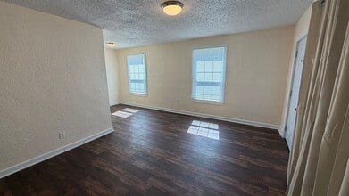 300 N James Ave in Panama City, FL - Building Photo - Building Photo