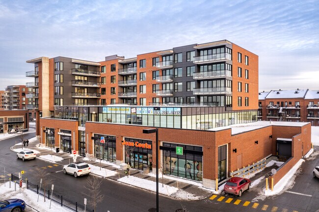Faubourg Bois-Franc in Montréal, QC - Building Photo - Building Photo