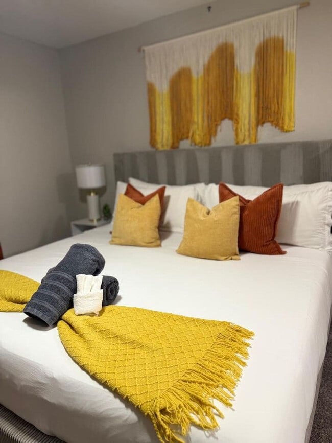 15164 N 140th Dr in Surprise, AZ - Building Photo - Building Photo