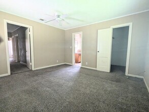 820 Singapore Dr in Wake Village, TX - Building Photo - Building Photo