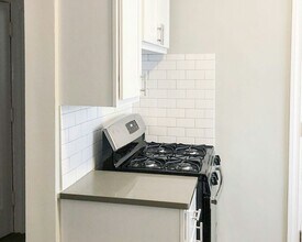 5059 N Damen Ave in Chicago, IL - Building Photo - Building Photo
