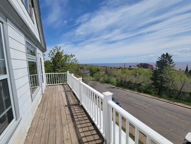 217 E 7th St in Duluth, MN - Building Photo - Building Photo