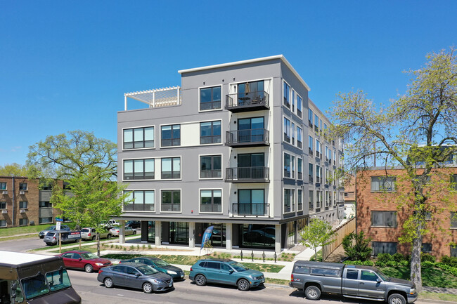 Archer Apartments in Minneapolis, MN - Building Photo - Building Photo