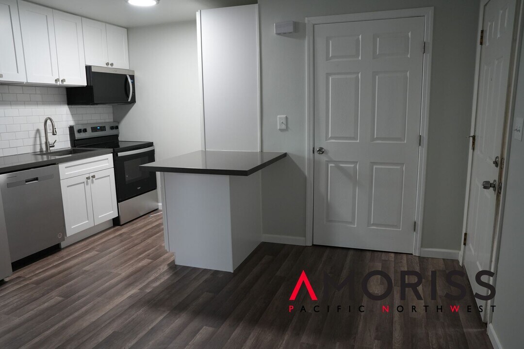 308 Park Ave in Auburn, WA - Building Photo