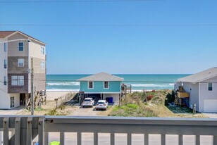 237 Seashore Dr., Unit #C in North Topsail Beach, NC - Building Photo