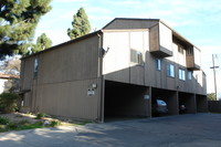 Terrace View Apartments in Salinas, CA - Foto de edificio - Building Photo