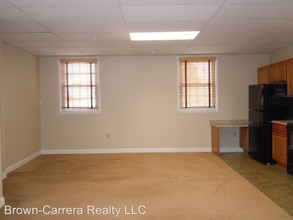 110 E Market St in Leesburg, VA - Building Photo - Building Photo
