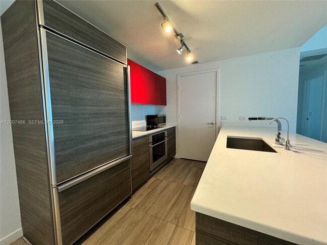 1100 S Miami Ave, Unit 1509 in Miami, FL - Foto de edificio - Building Photo