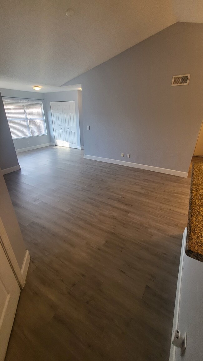 5140 Conroy Rd, Unit 831 in Orlando, FL - Building Photo - Building Photo